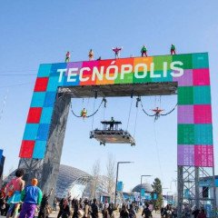 Tecnópolis / De Faro de la Soberanía Científica a Negocio del Espectáculo 