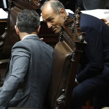 En el gobierno cuestionan a los Menem por la caída del ajuste a las universidades: 