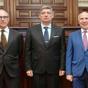 La Corte vuelve sobre la Ley de Tierras
