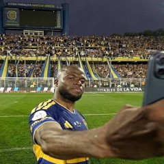 La dura infancia y juventud de Enner Valencia, el goleador de Ecuador y de Boca Juniors