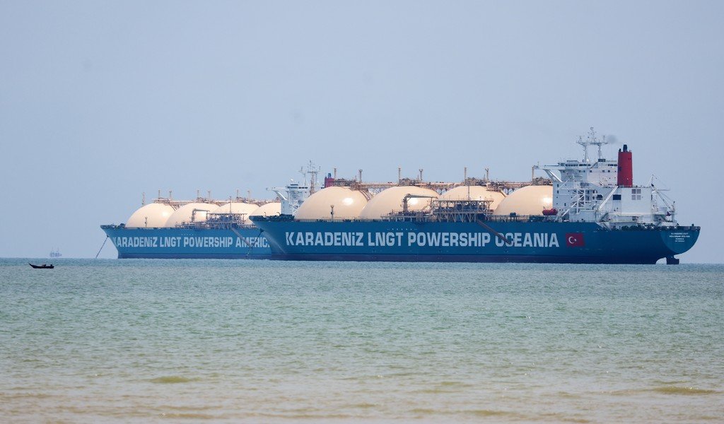 IRAN ABRIO COMPLETAMENTE EL TRANSITO POR EL ESTRECHO DE ORMUZ