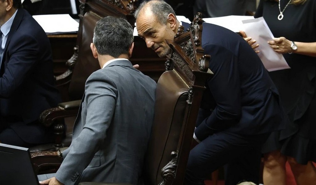 En el gobierno cuestionan a los Menem por la caída del ajuste a las universidades: "este Presupuesto no nos sirve"