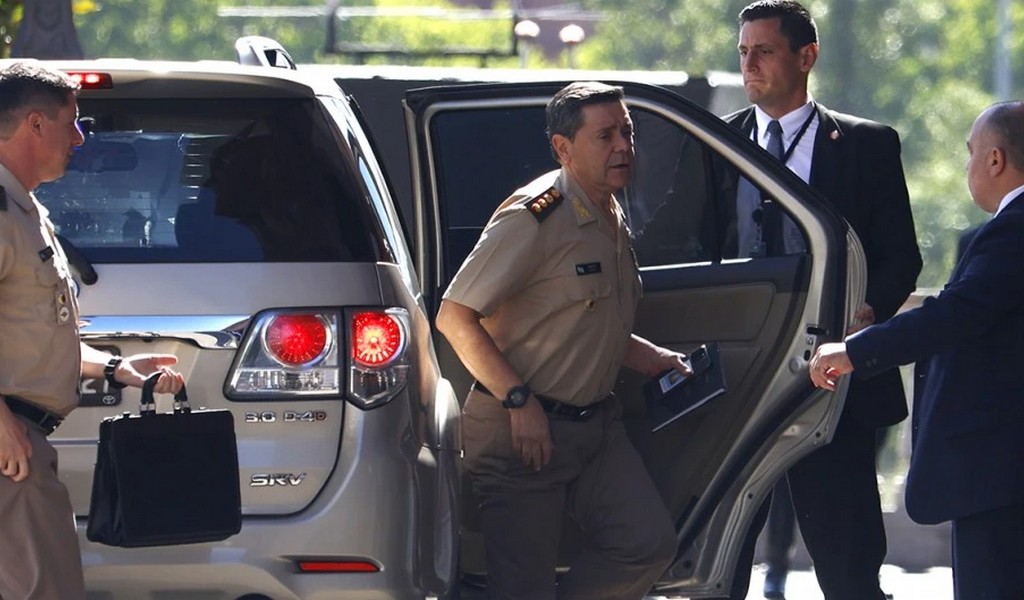 Los suicidios de soldados aumentan el malestar de las Fuerzas Armadas con Presti